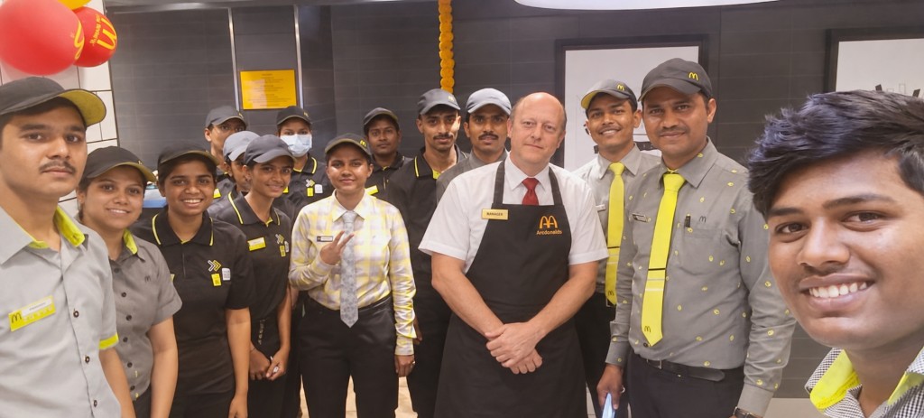 All-hands franchise selfie with Manager